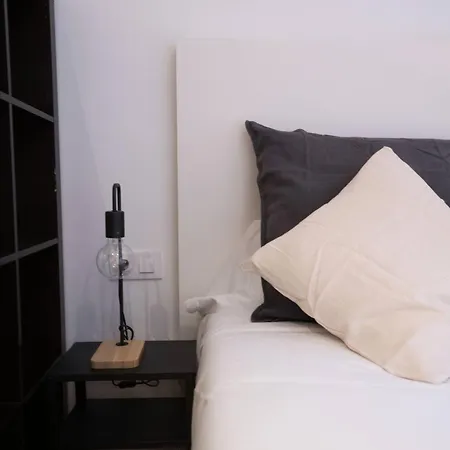 בית נופש Bcn - Loft Parc Guell *