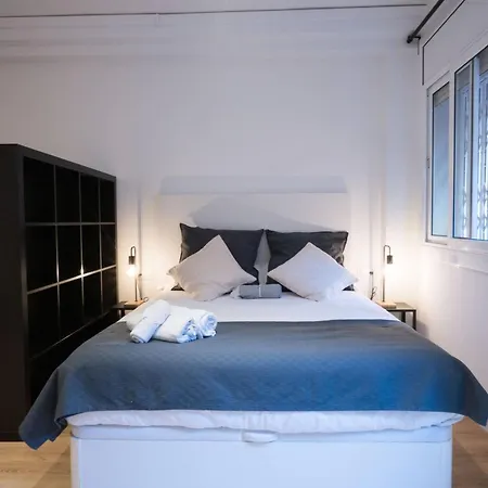 Nyaraló Bcn - Loft Parc Guell